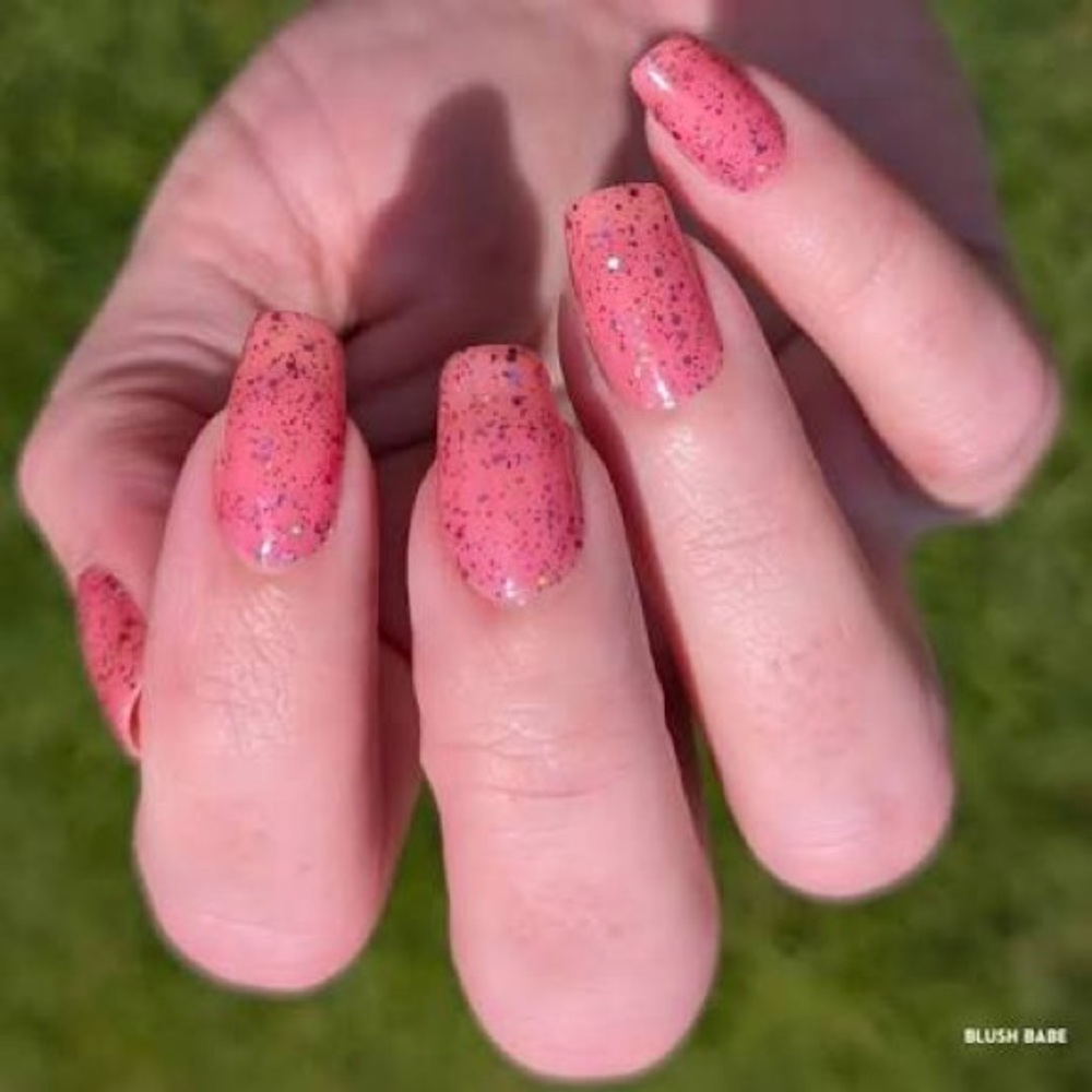 B2G1 BLUSH BABE Color Street Nail Strips